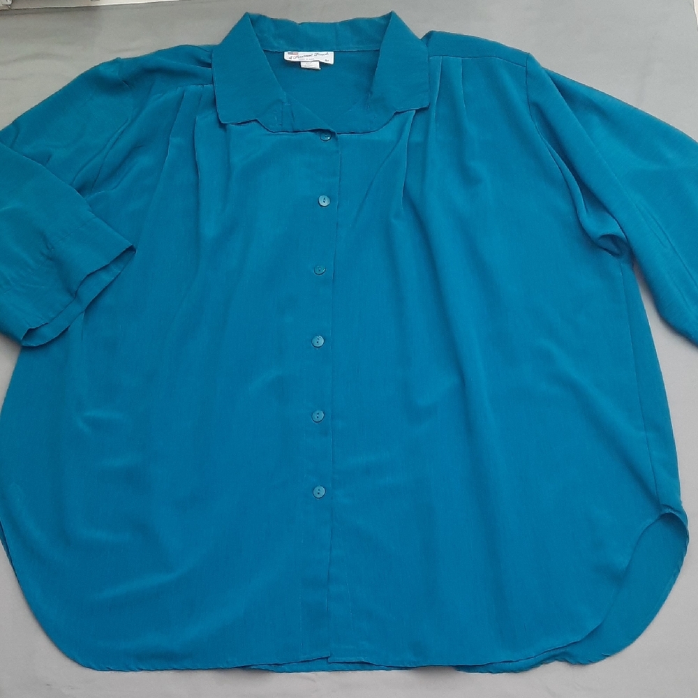 A Personal Touch Elegant Teal Button-Down Shirt for Women - Size 4X